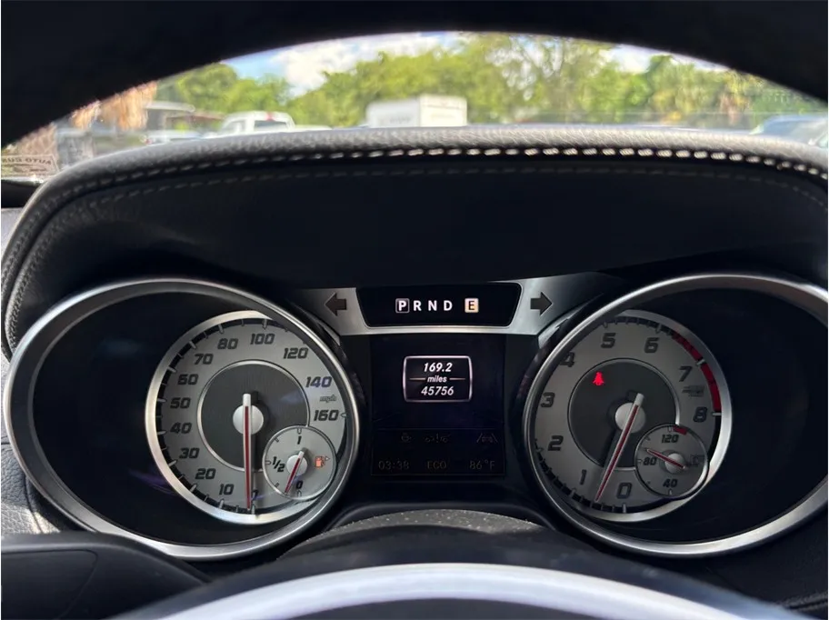 Mercedes-Benz SL-Class photo 21