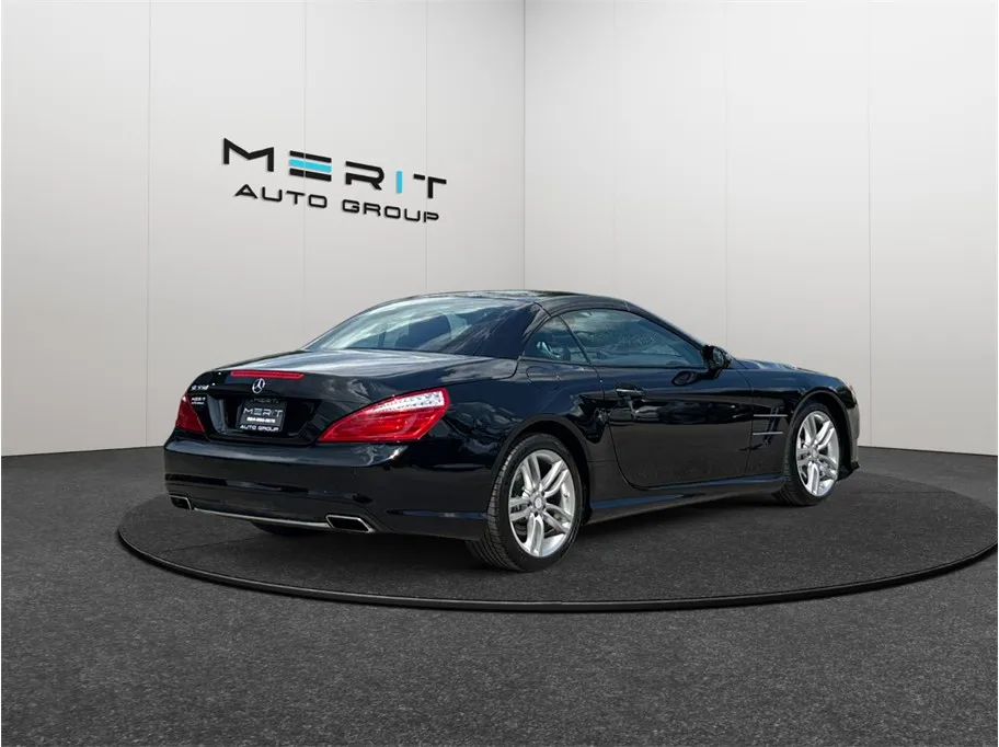 Mercedes-Benz SL-Class photo 8