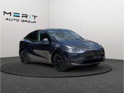 Gray 2024 Tesla Model Y Standard Sport Utility 4D for sale in Jacksonville, FL