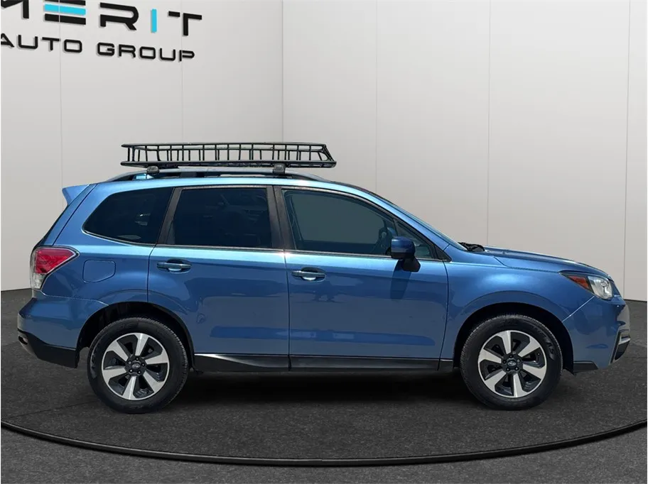 Subaru Forester photo 10