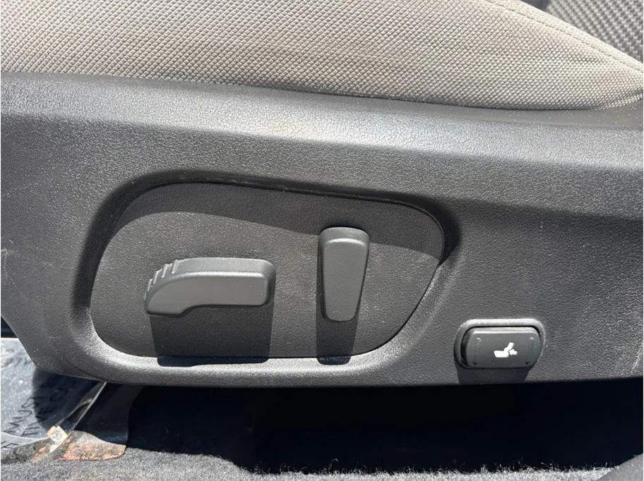 Subaru Forester photo 16