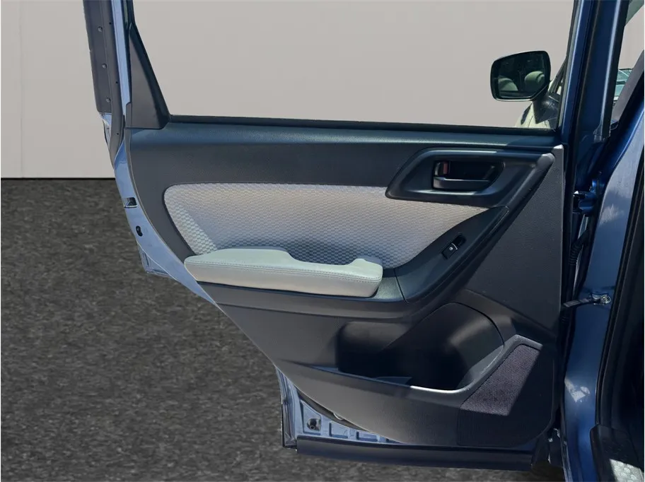 Subaru Forester photo 33