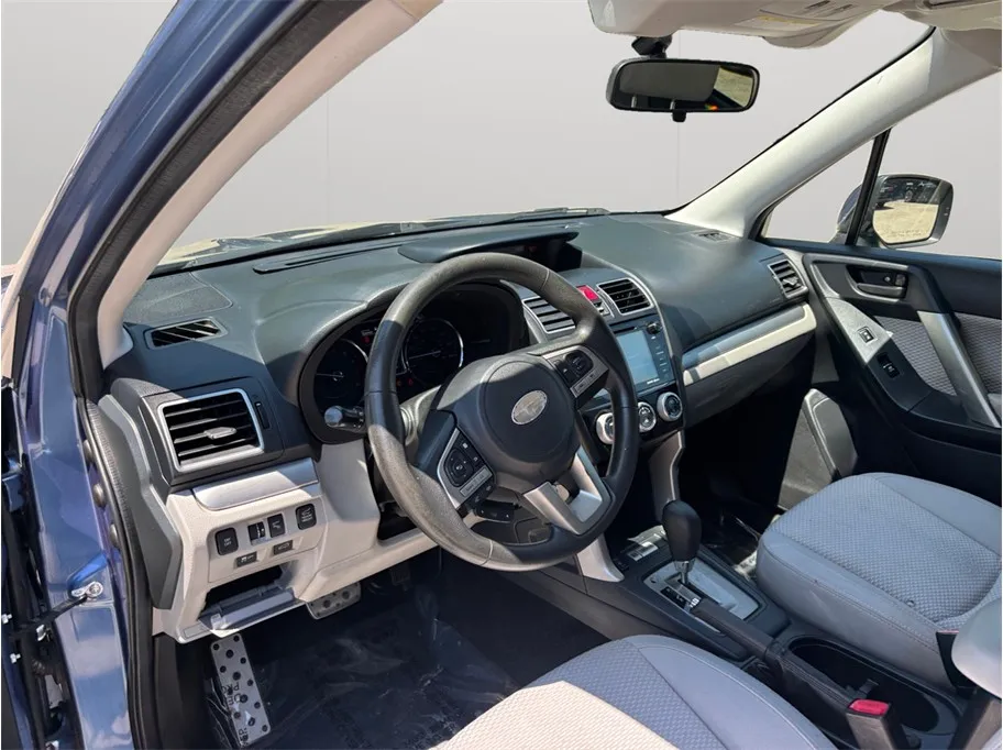 Subaru Forester photo 6