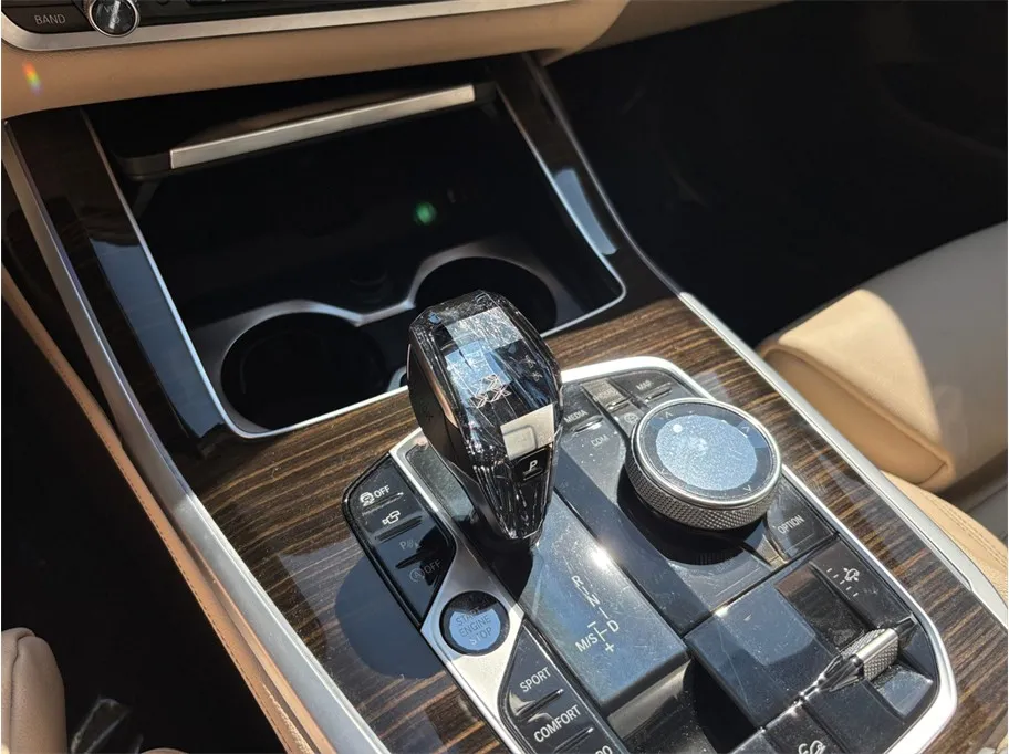 BMW X7 photo 40