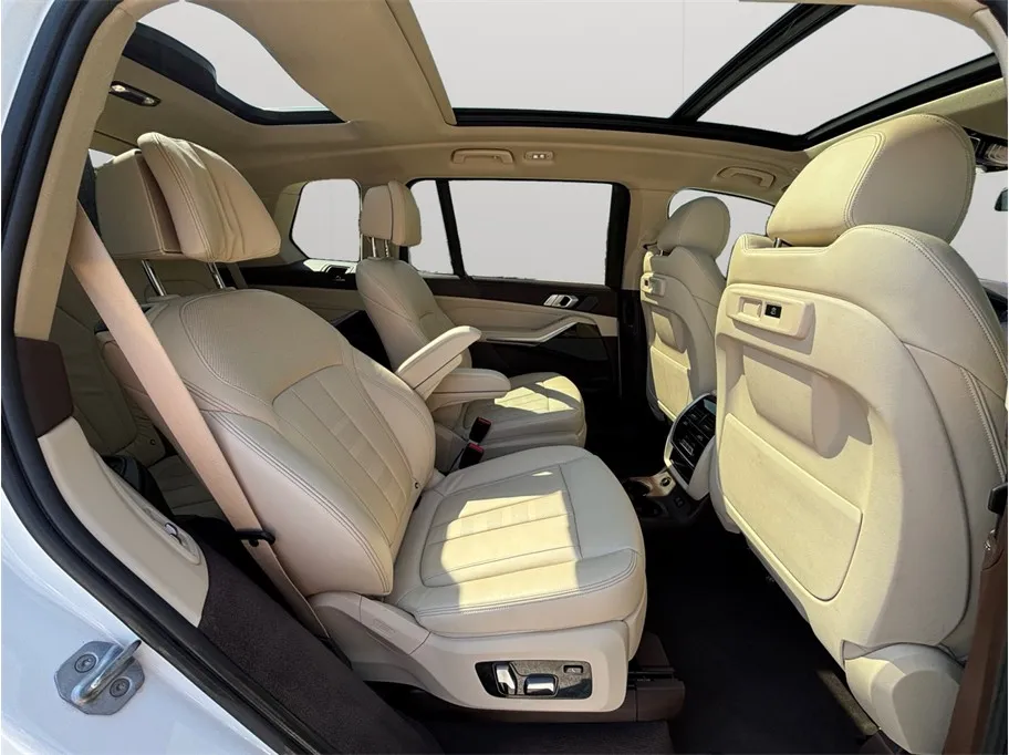 BMW X7 photo 48