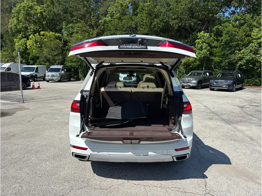 BMW X7 photo 54