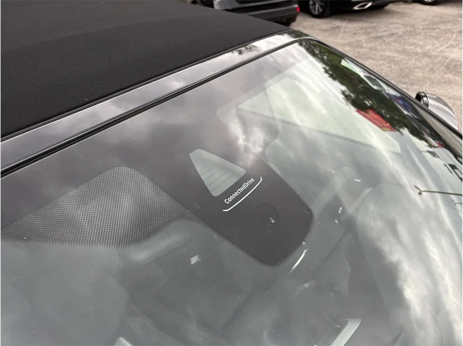 BMW 2 Series photo 12