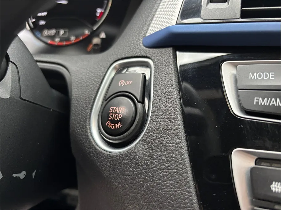 BMW 2 Series photo 28