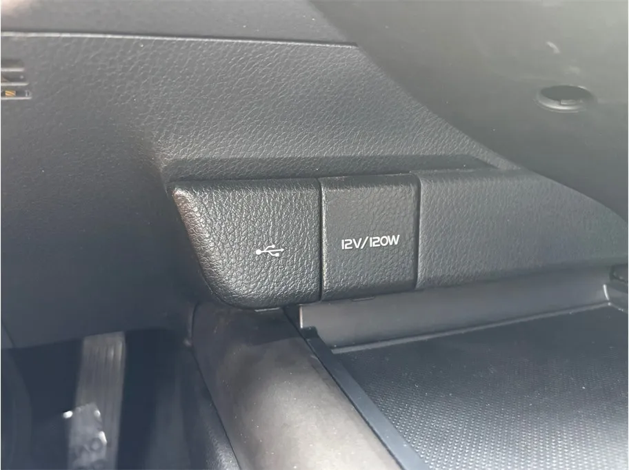 Toyota Camry photo 28
