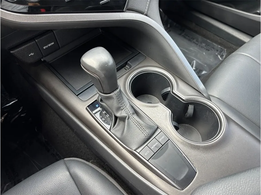 Toyota Camry photo 30