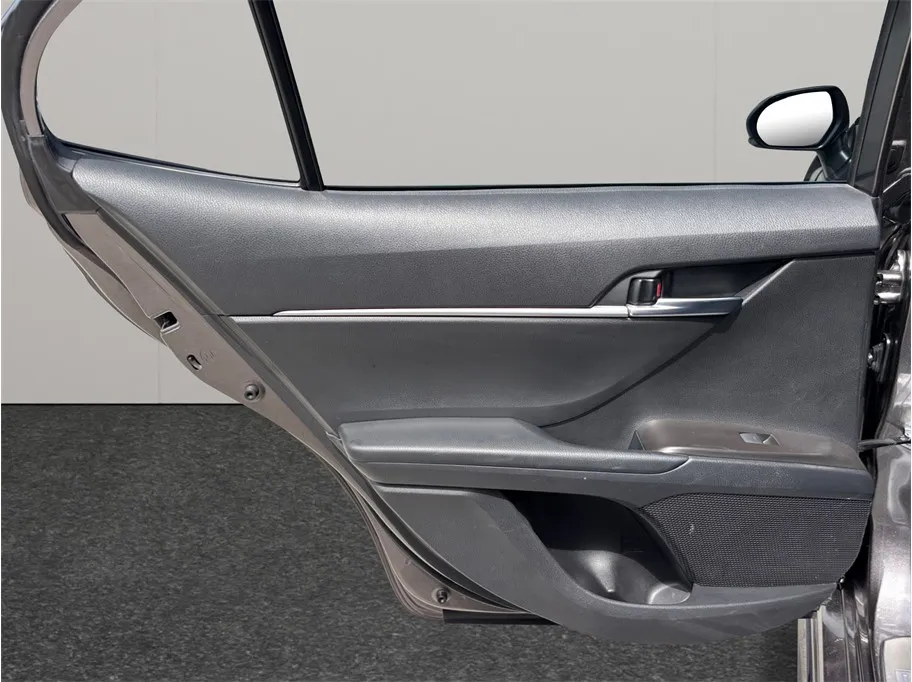 Toyota Camry photo 32