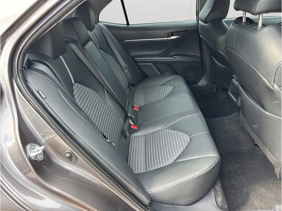 Toyota Camry photo 34