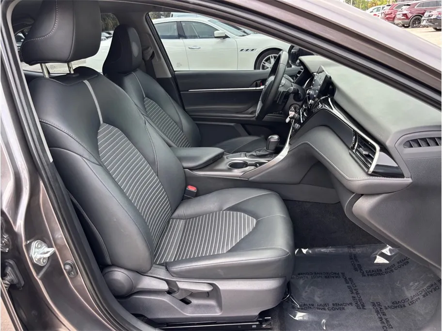 Toyota Camry photo 35