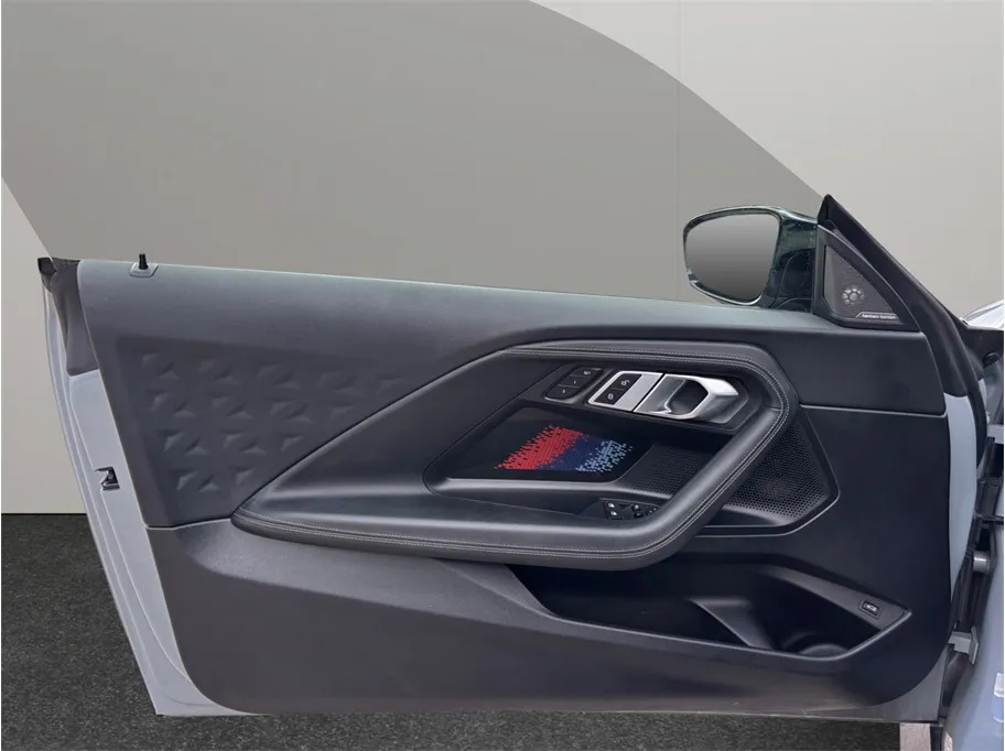 BMW 2 Series photo 23