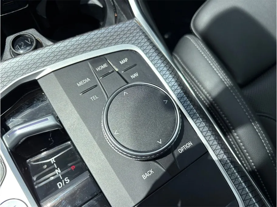 BMW 2 Series photo 38