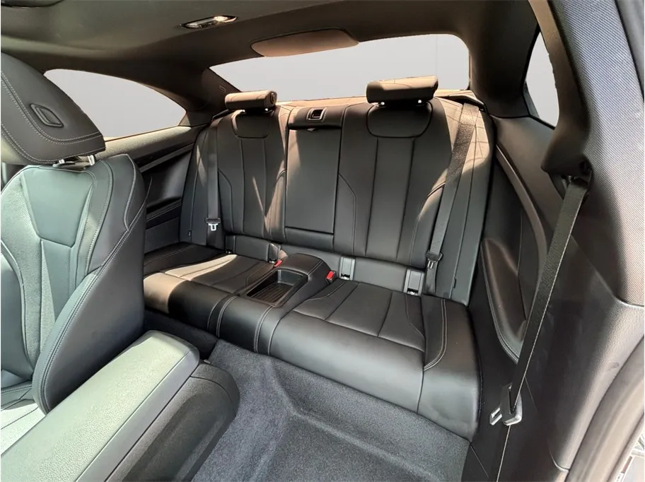 BMW 2 Series photo 42