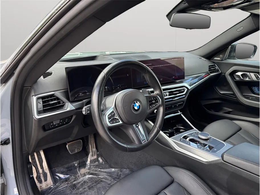 BMW 2 Series photo 6