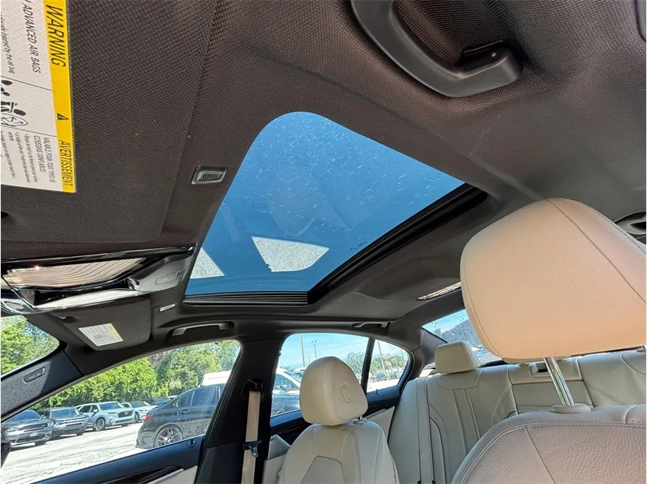BMW 5 Series photo 37