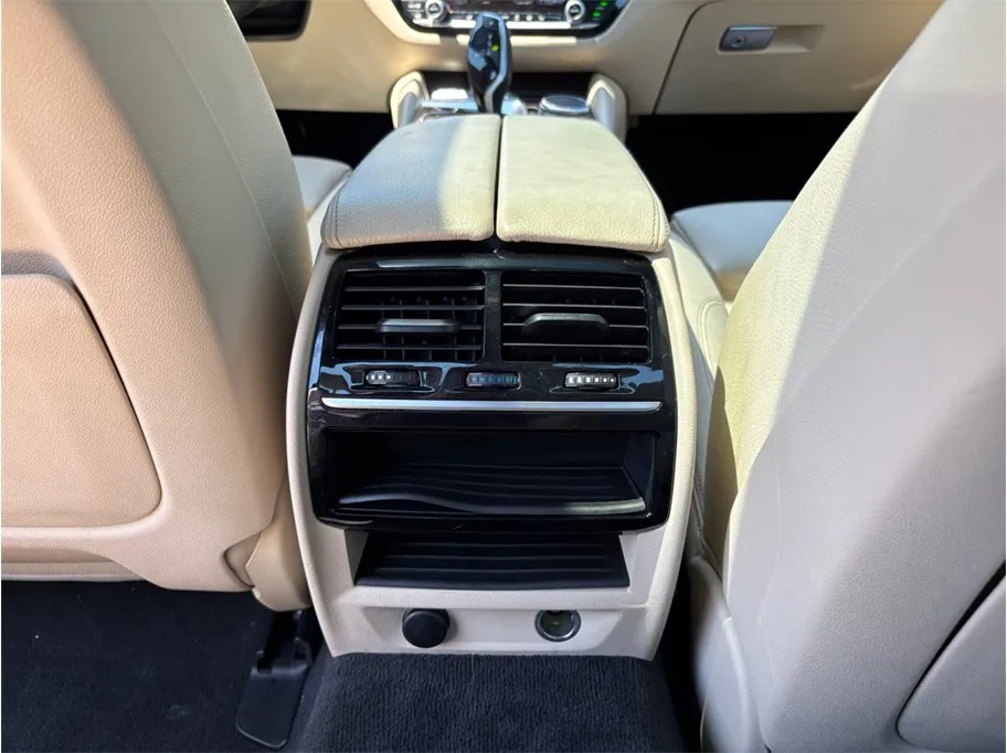BMW 5 Series photo 40