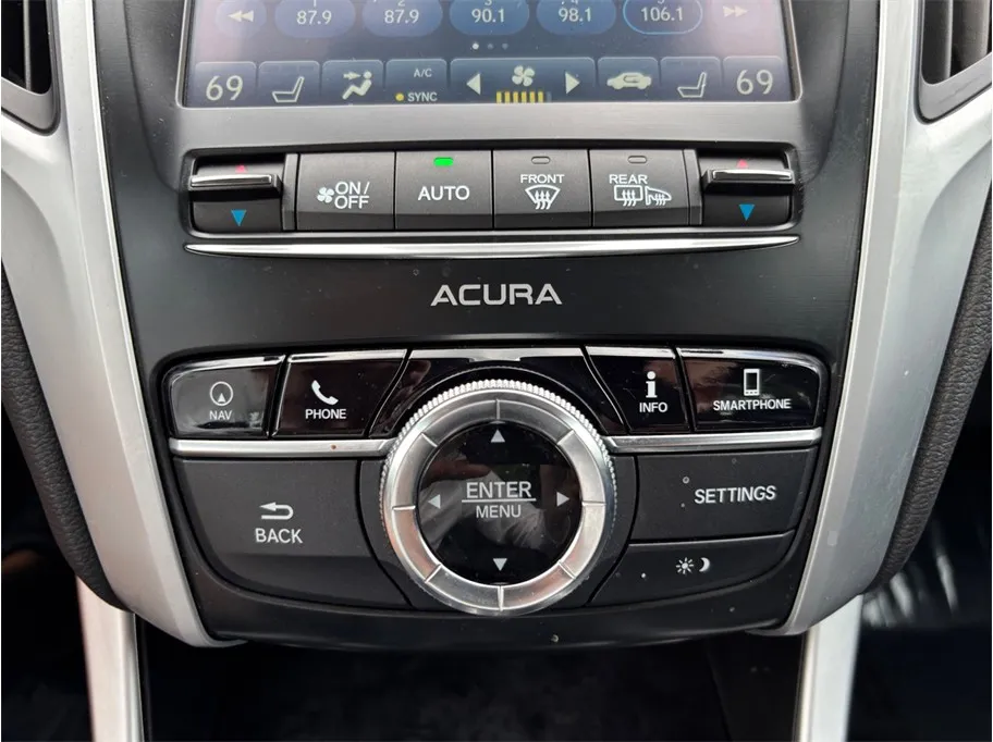Acura TLX photo 31