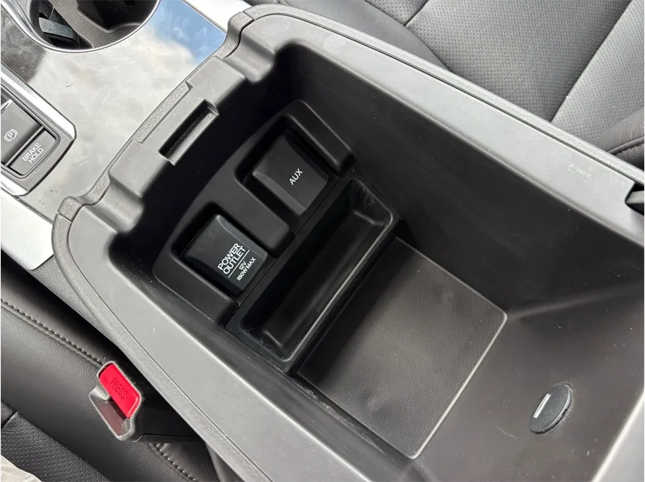 Acura TLX photo 33