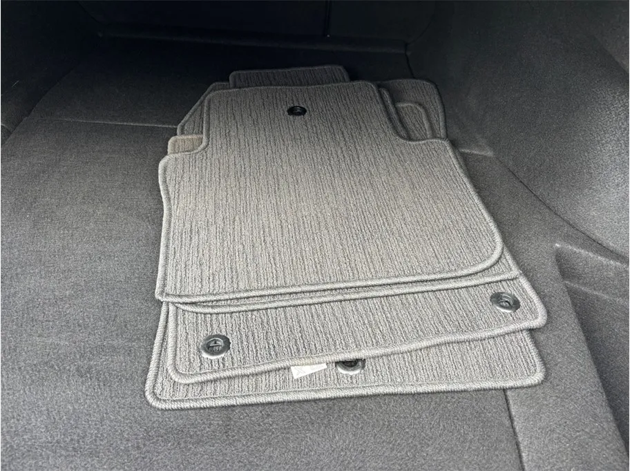 Acura TLX photo 46