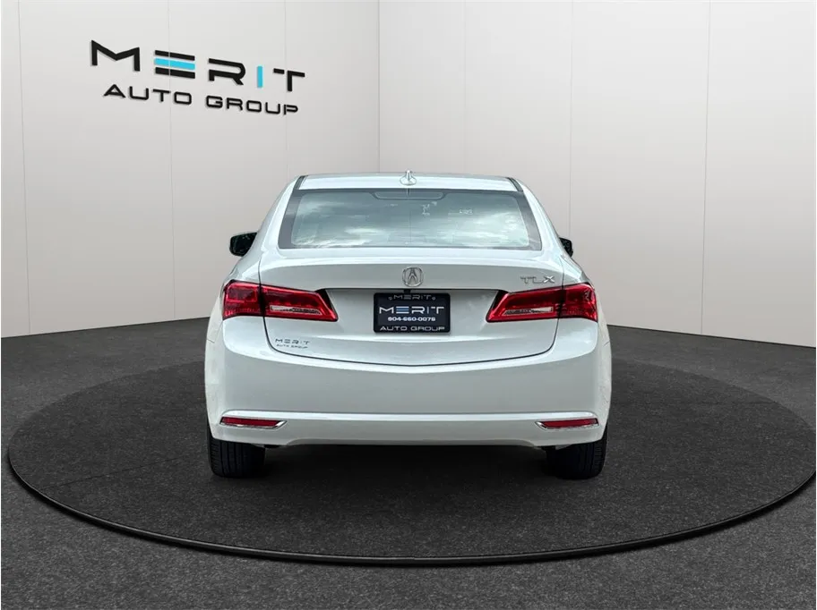Acura TLX photo 8