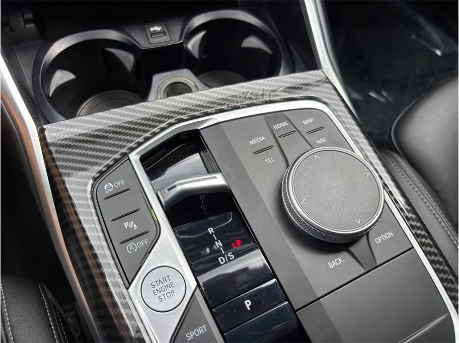 BMW 3 Series photo 35
