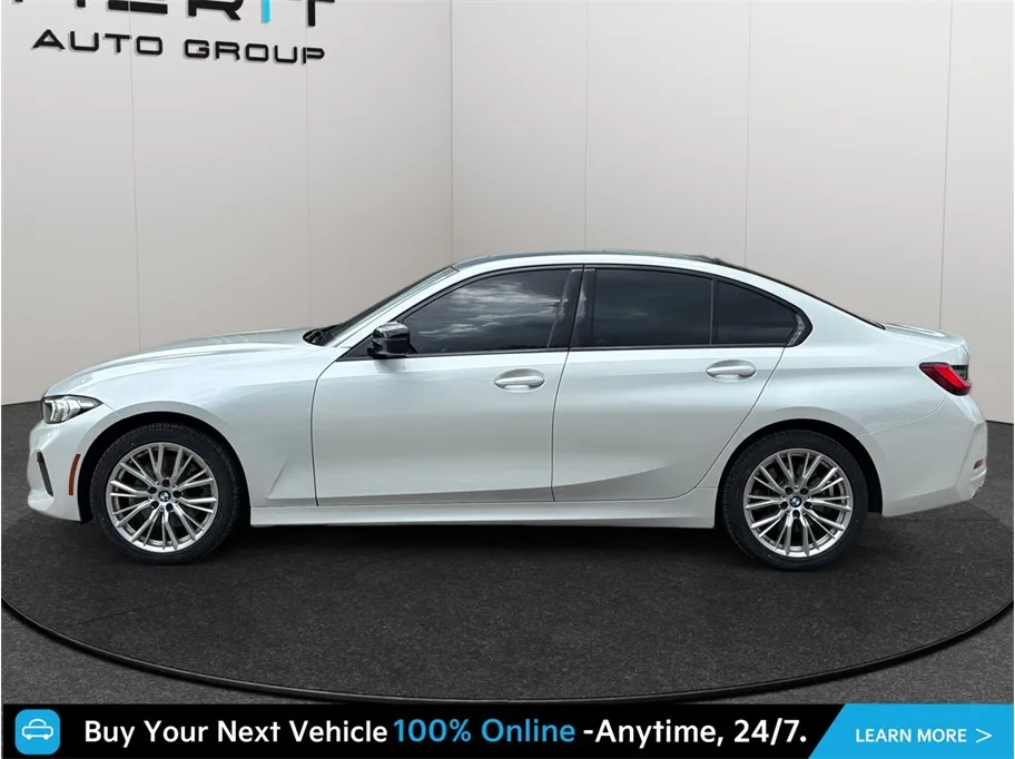 BMW 3 Series photo 5