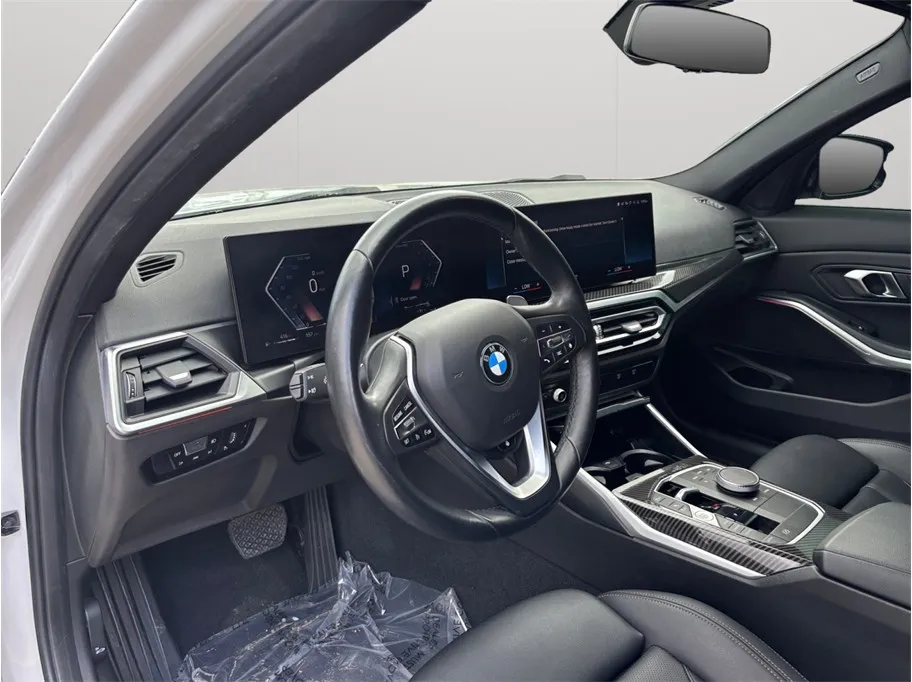 BMW 3 Series photo 6