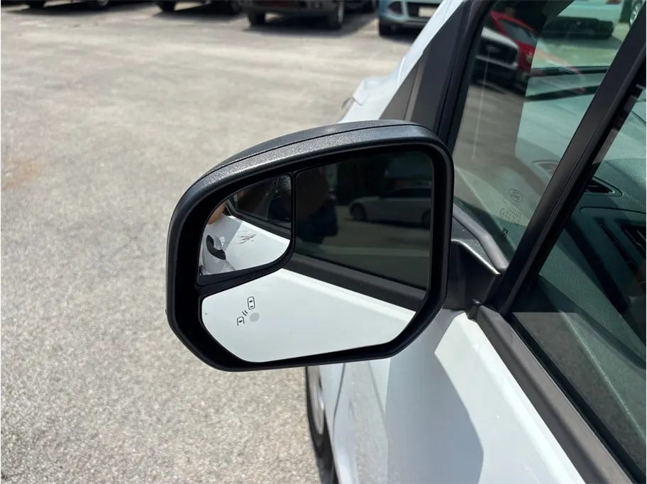 Ford Transit Connect photo 17