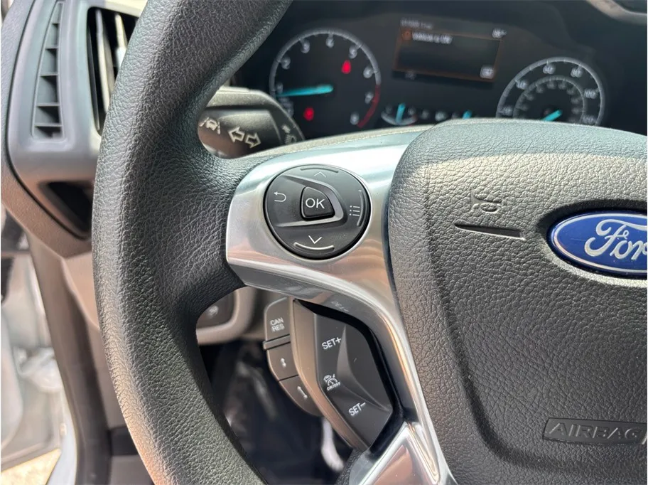 Ford Transit Connect photo 23