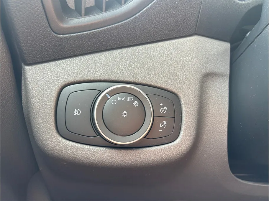 Ford Transit Connect photo 29