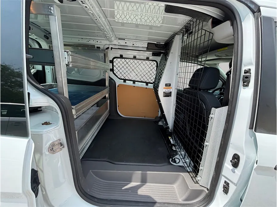 Ford Transit Connect photo 34