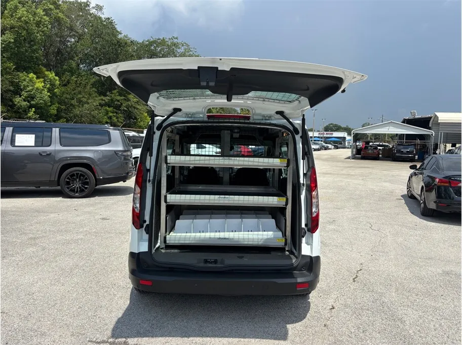Ford Transit Connect photo 38