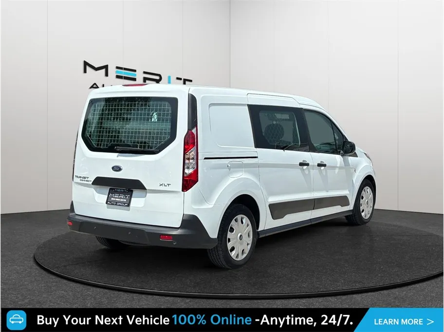 Ford Transit Connect photo 9