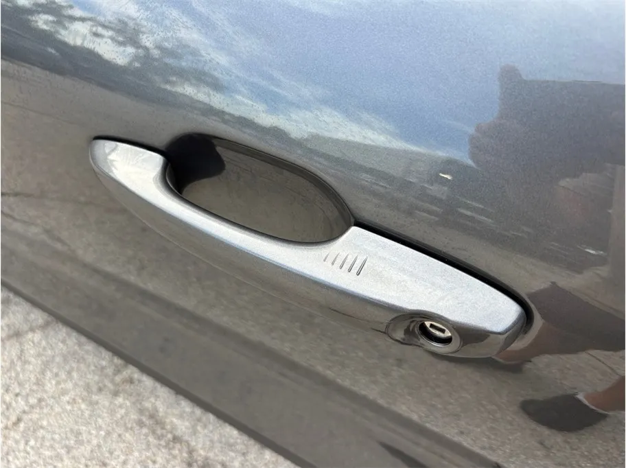 Ford Escape photo 16