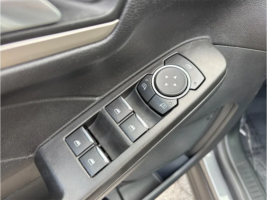 Ford Escape photo 20