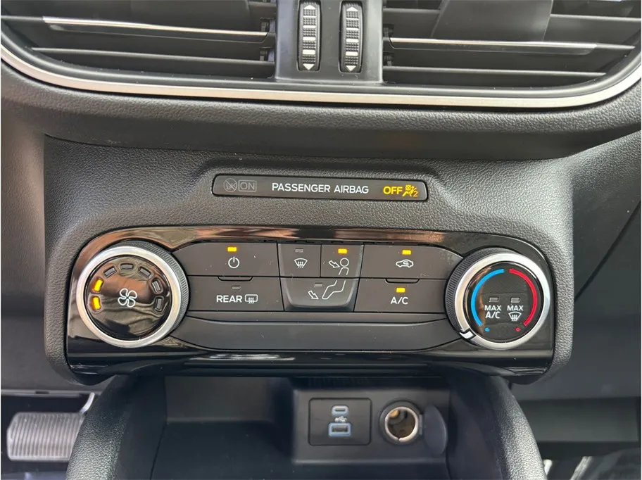 Ford Escape photo 28