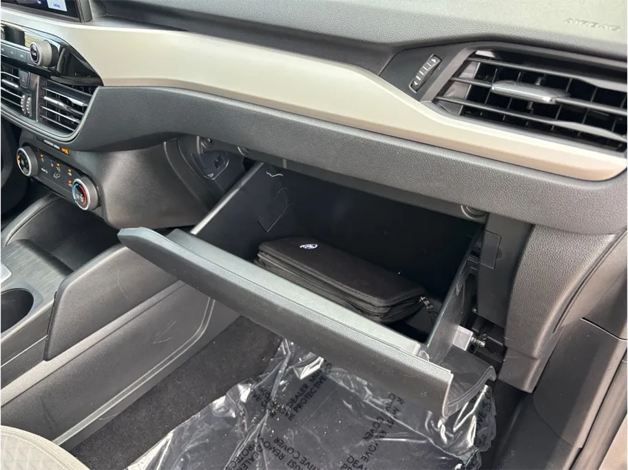 Ford Escape photo 38