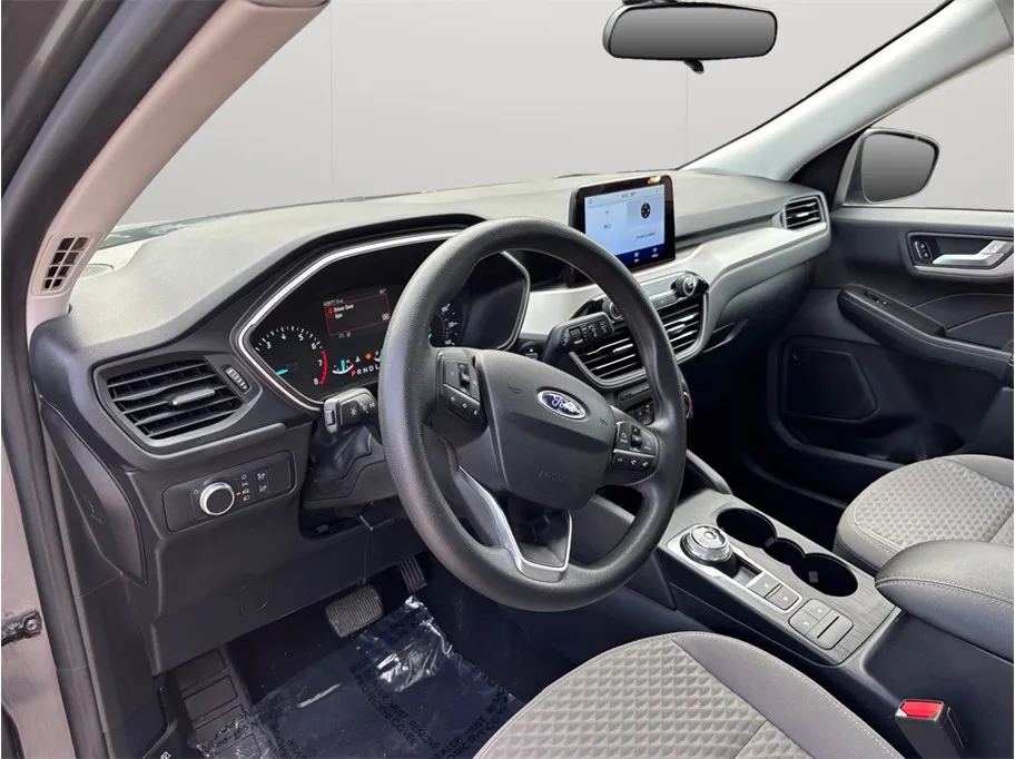 Ford Escape photo 6