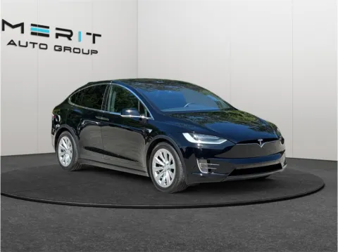 Black 2018 Tesla Model X 75D Sport Utility 4D for sale in Jacksonville, FL