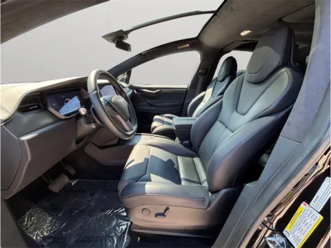 Photos of 2018 Tesla Model X 75D Sport Utility 4D for sale in Jacksonville, FL at Merit Auto Group Atlantic