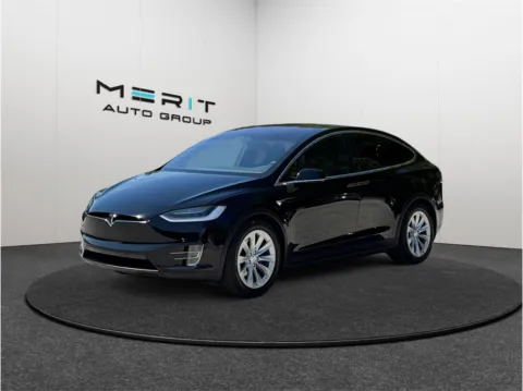 More photos of 2018 Tesla Model X 75D Sport Utility 4D at Merit Auto Group Atlantic, FL