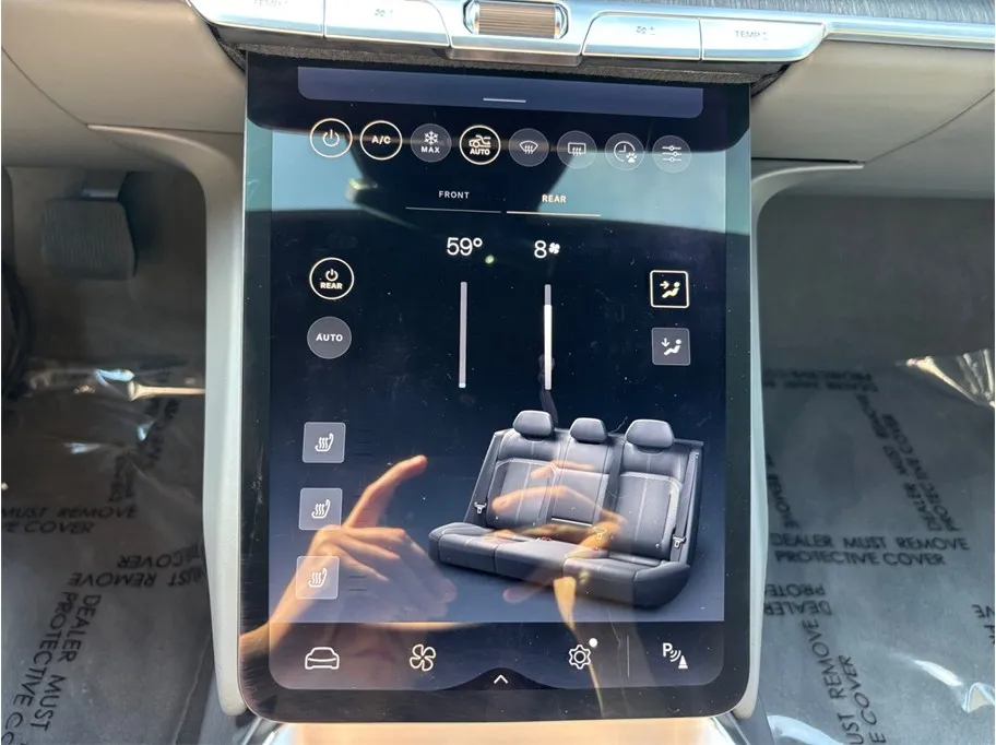 Lucid Air photo 31
