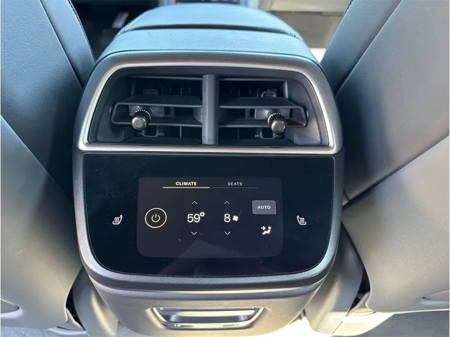 Lucid Air photo 39