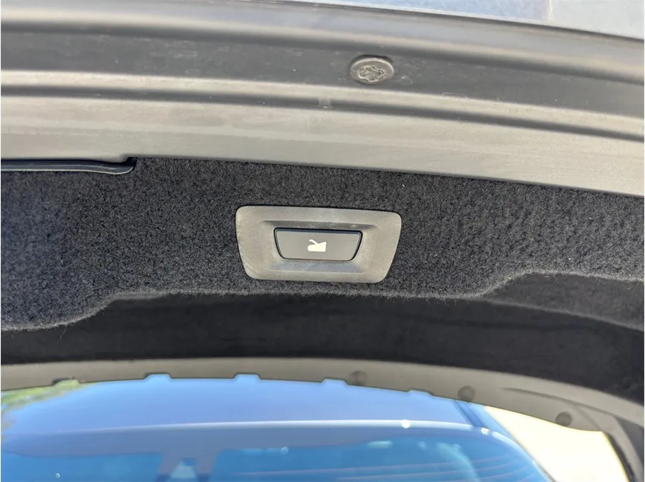 Lucid Air photo 48