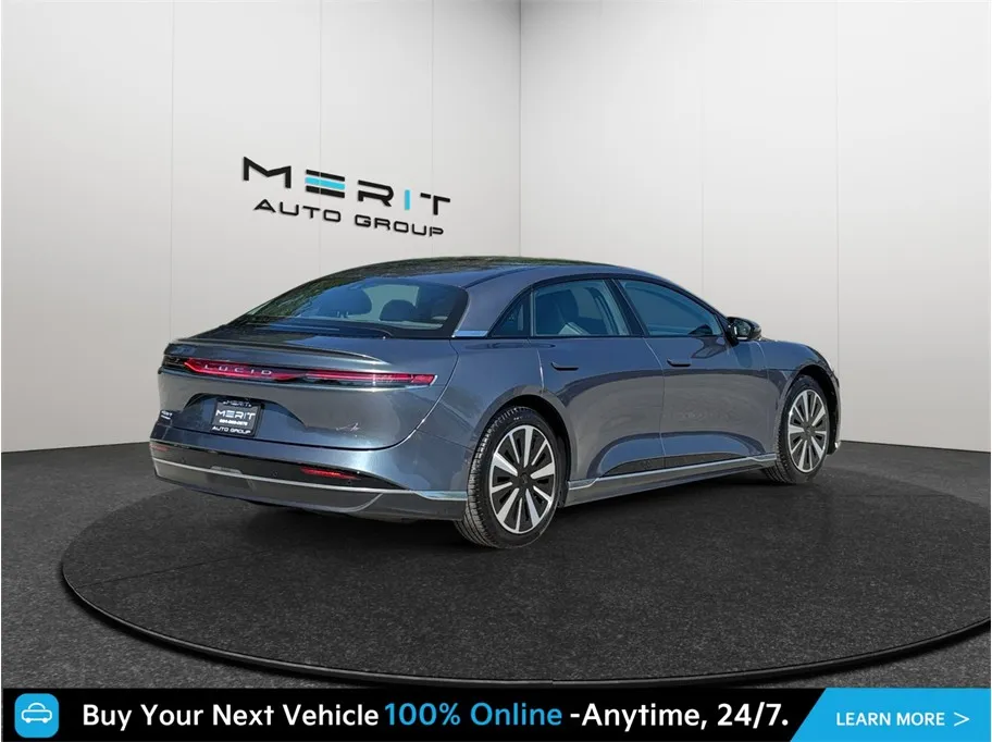 Lucid Air photo 9