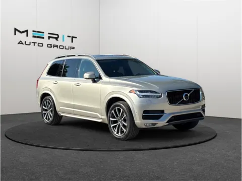 Silver 2018 Volvo XC90 T6 Momentum Sport Utility 4D for sale in Jacksonville, FL