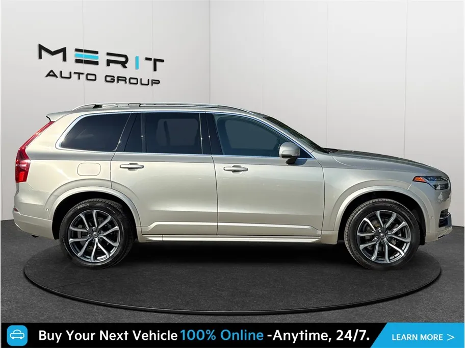 Volvo XC90 photo 10